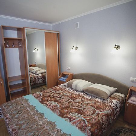 Smerichka Hotel Polyana  Bagian luar foto