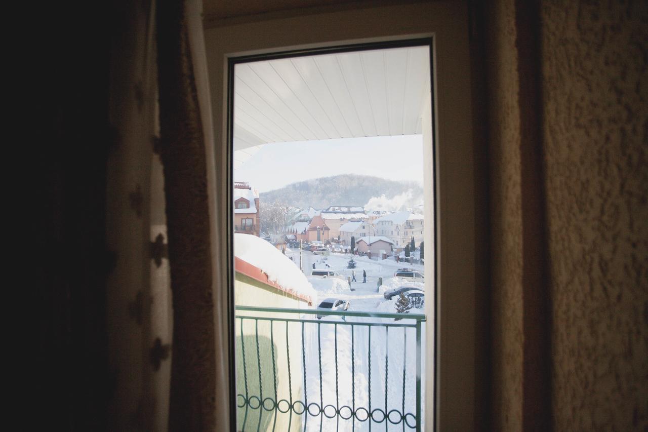 Smerichka Hotel Polyana  Bagian luar foto