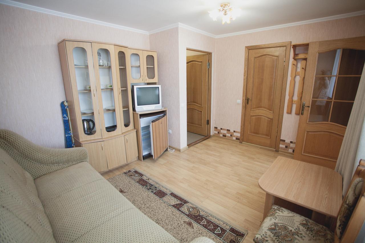 Smerichka Hotel Polyana  Bagian luar foto