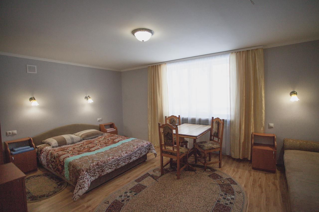 Smerichka Hotel Polyana  Bagian luar foto