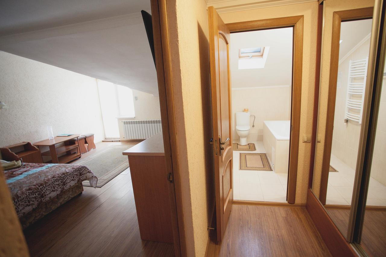Smerichka Hotel Polyana  Bagian luar foto