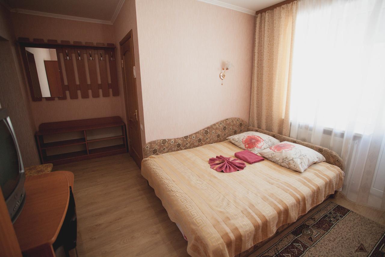 Smerichka Hotel Polyana  Bagian luar foto