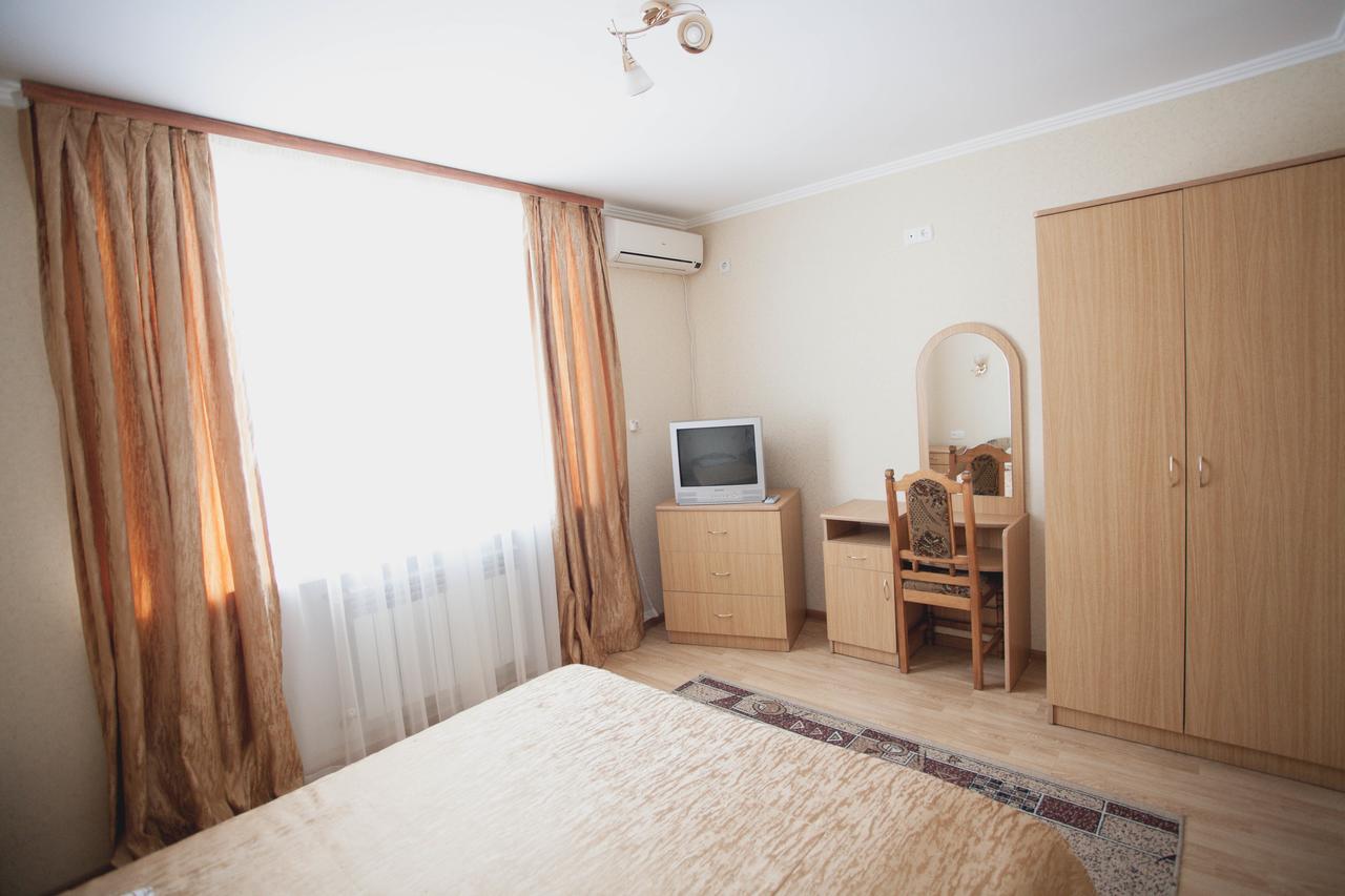 Smerichka Hotel Polyana  Bagian luar foto