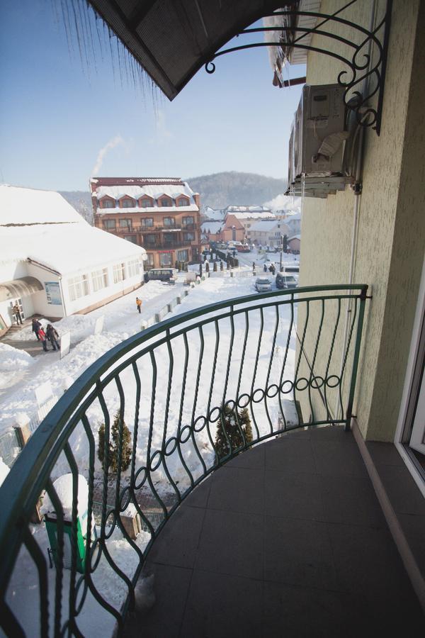Smerichka Hotel Polyana  Bagian luar foto