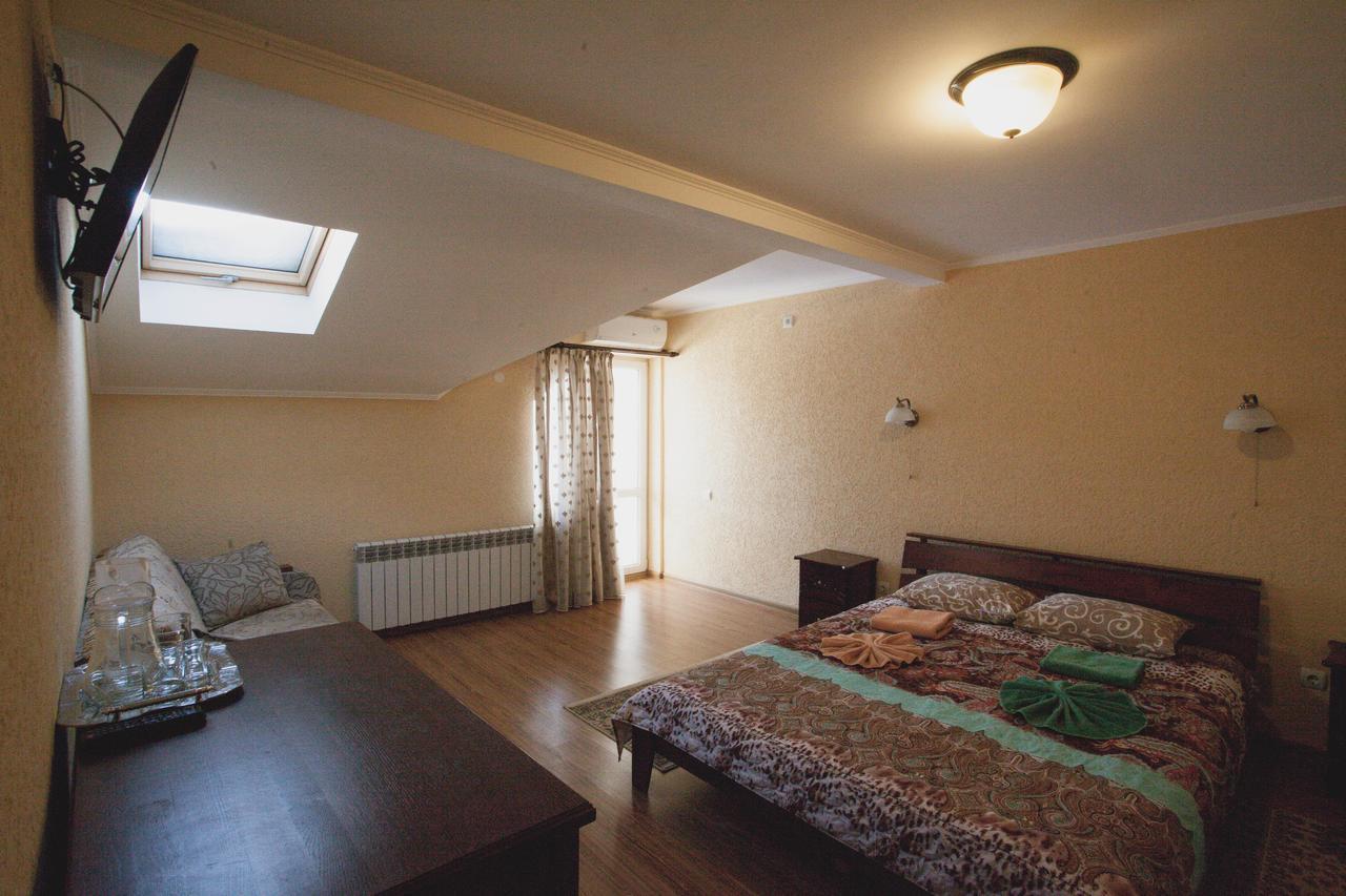 Smerichka Hotel Polyana  Bagian luar foto