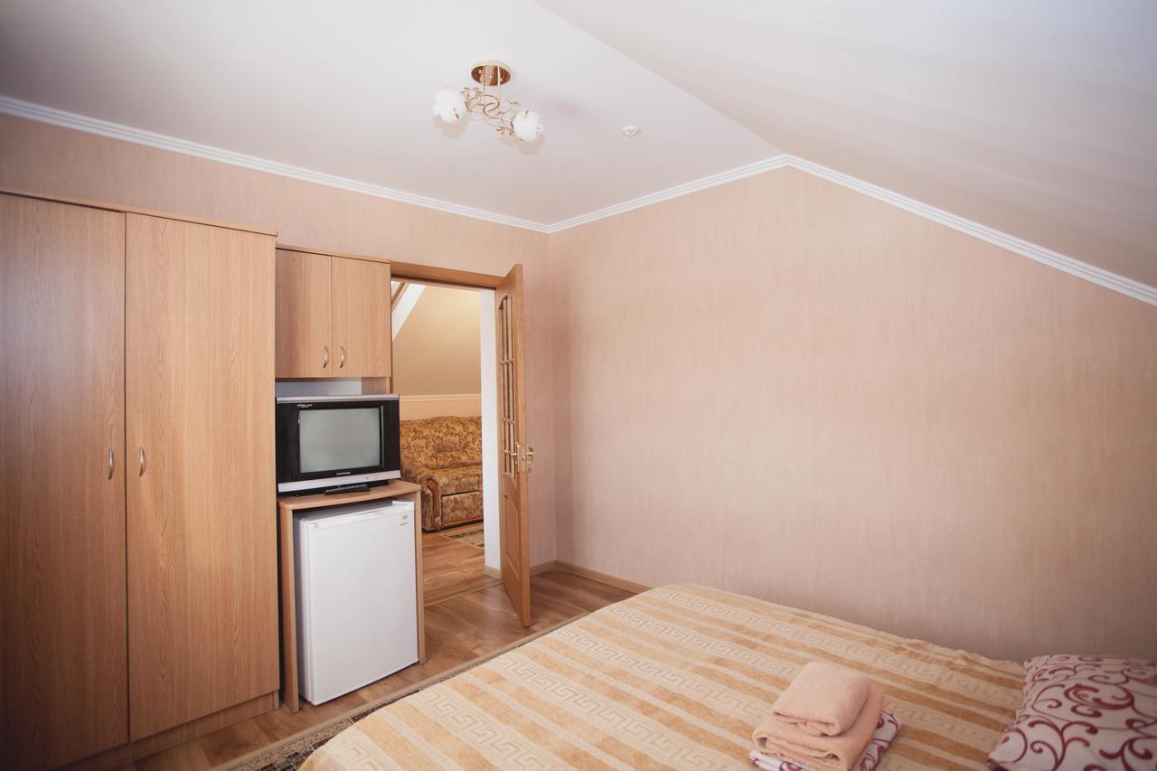 Smerichka Hotel Polyana  Bagian luar foto