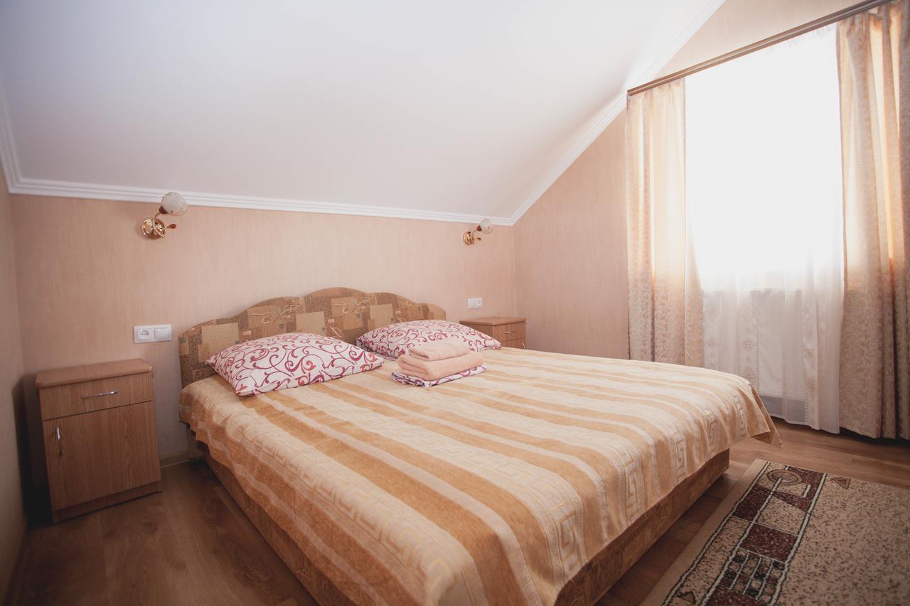 Smerichka Hotel Polyana  Bagian luar foto